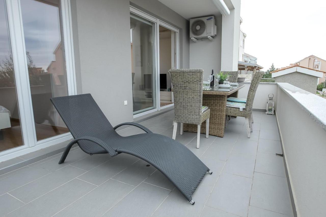 Apartments Tomana نوفاليا المظهر الخارجي الصورة