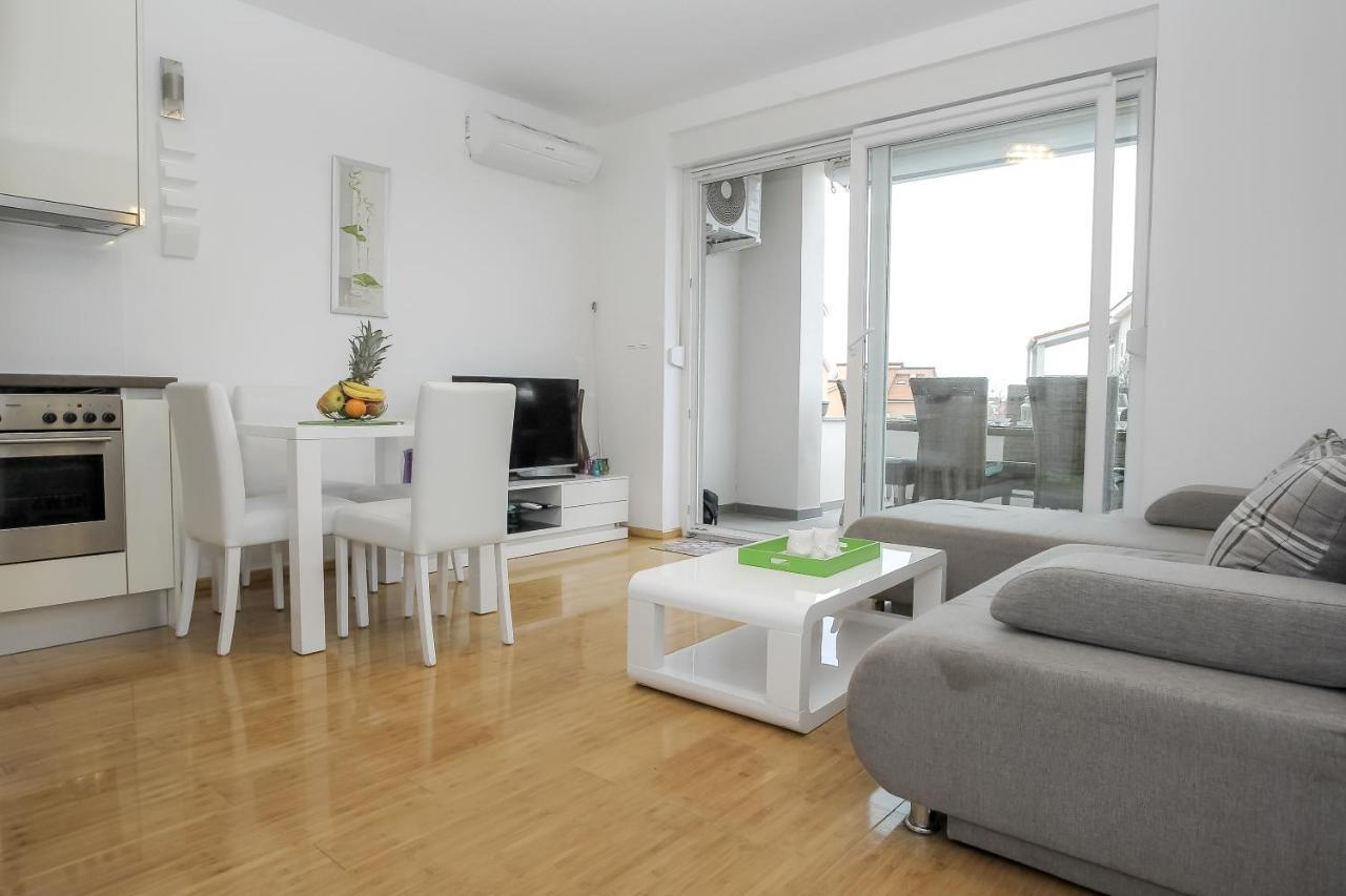 Apartments Tomana نوفاليا المظهر الخارجي الصورة