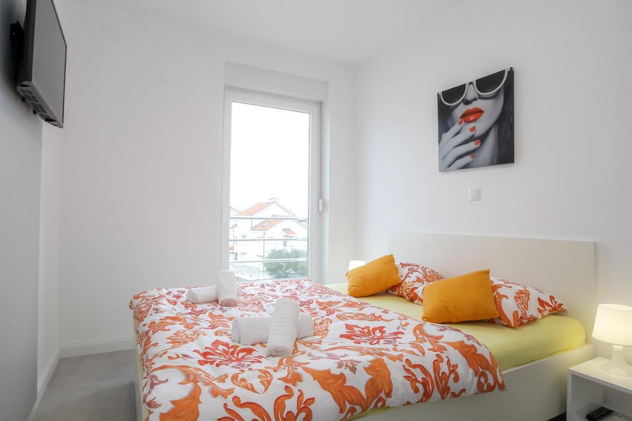 Apartments Tomana نوفاليا الغرفة الصورة
