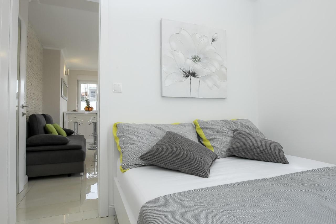 Apartments Tomana نوفاليا المظهر الخارجي الصورة
