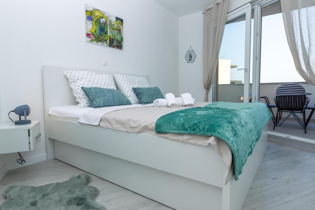 Apartments Tomana نوفاليا المظهر الخارجي الصورة