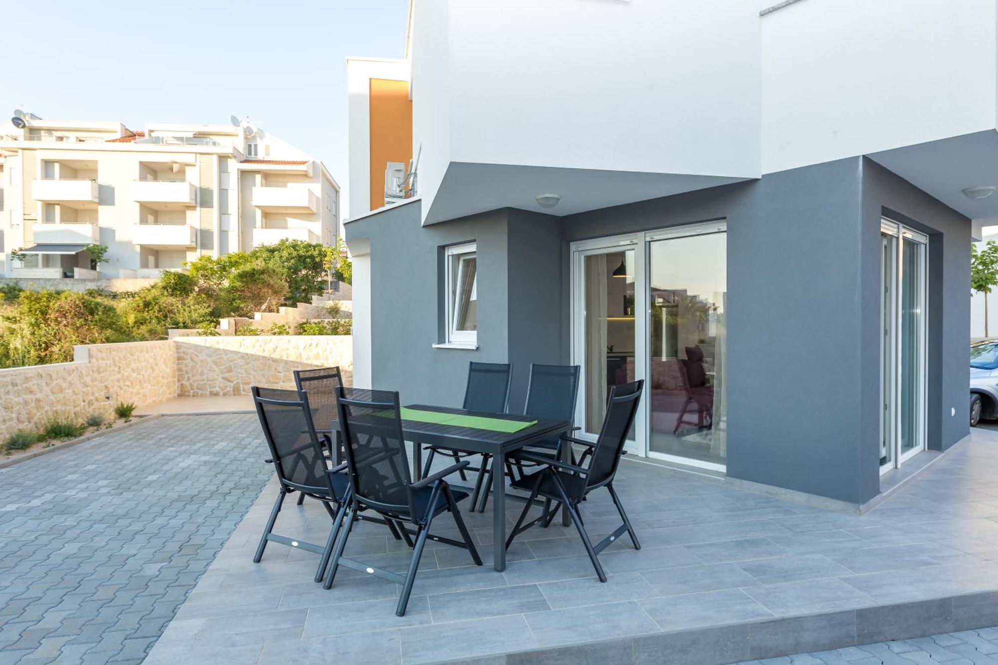 Apartments Tomana نوفاليا الغرفة الصورة